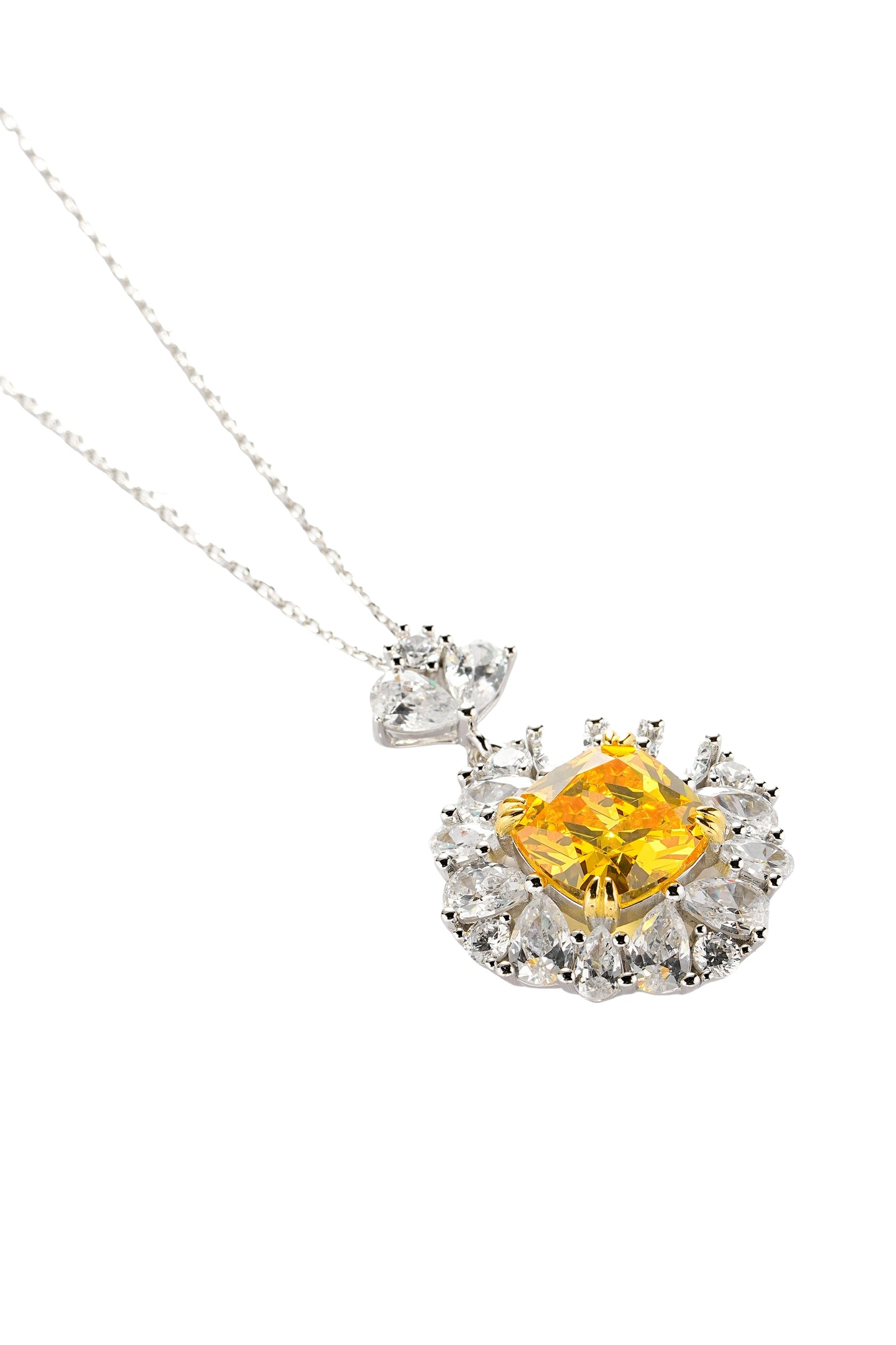 LiVin Gems Golden Bloom Necklace