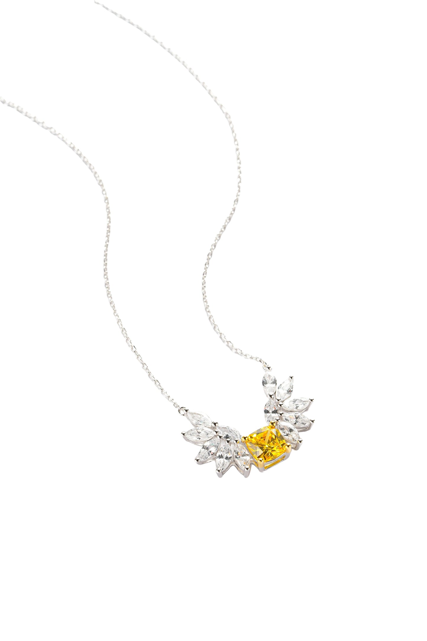 LiVin Gems Thornfire Necklace