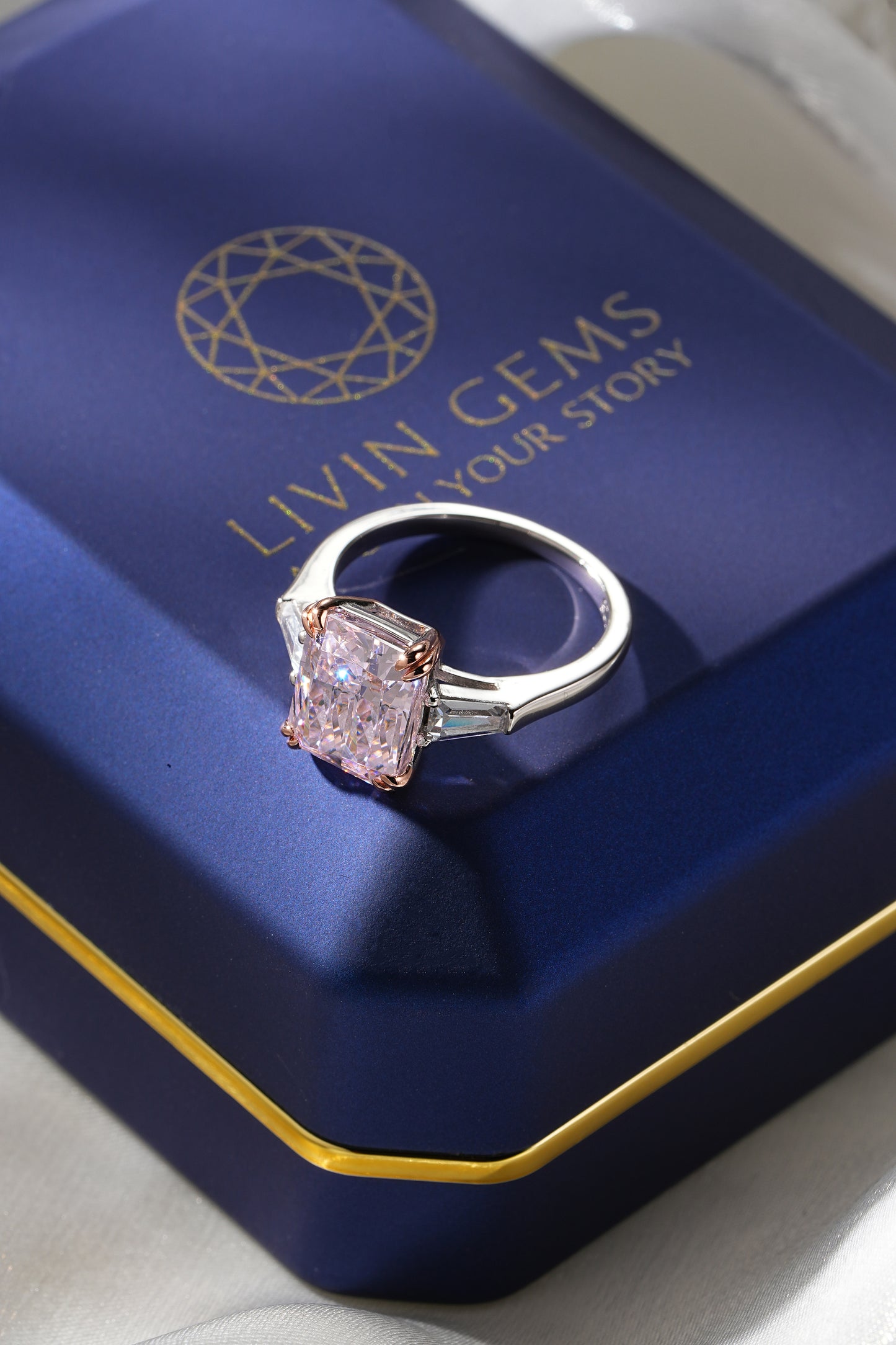 LiVin Gems Rosetta Ring