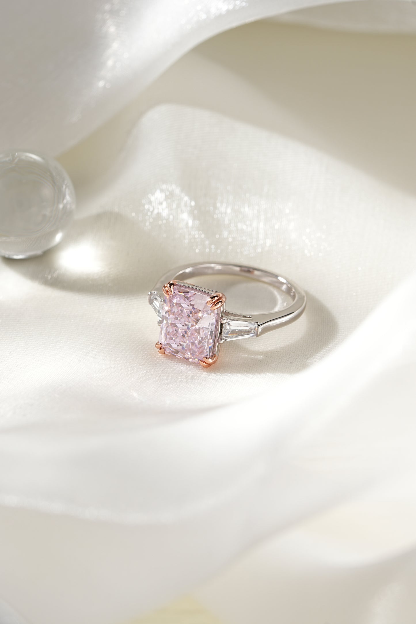 LiVin Gems Rosetta Ring