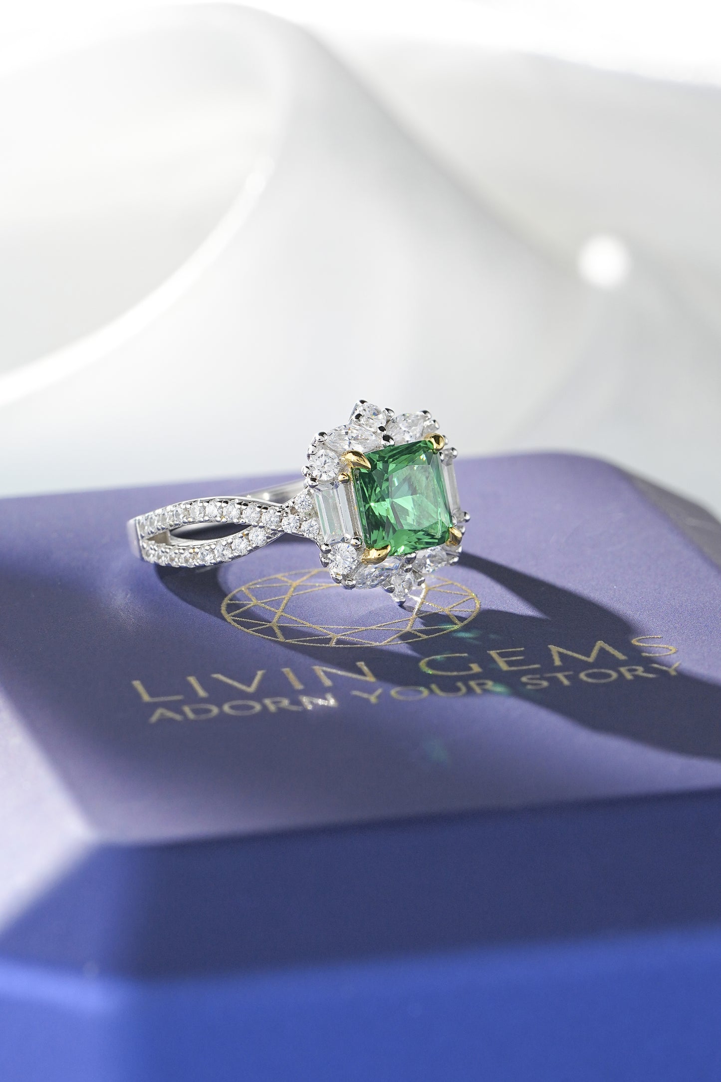 LiVin Gems Evergreen Ring