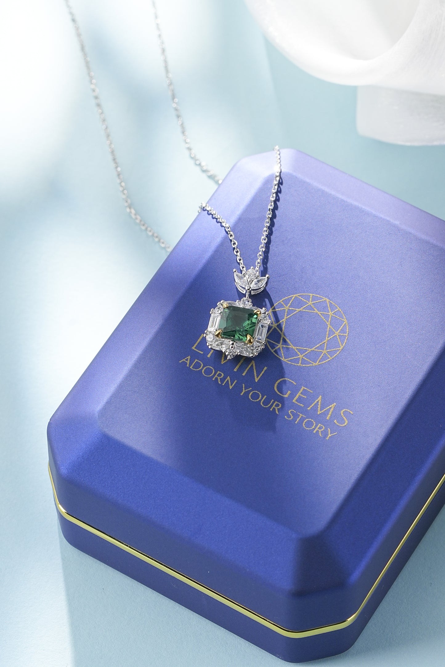 LiVin Gems Evergreen Necklace