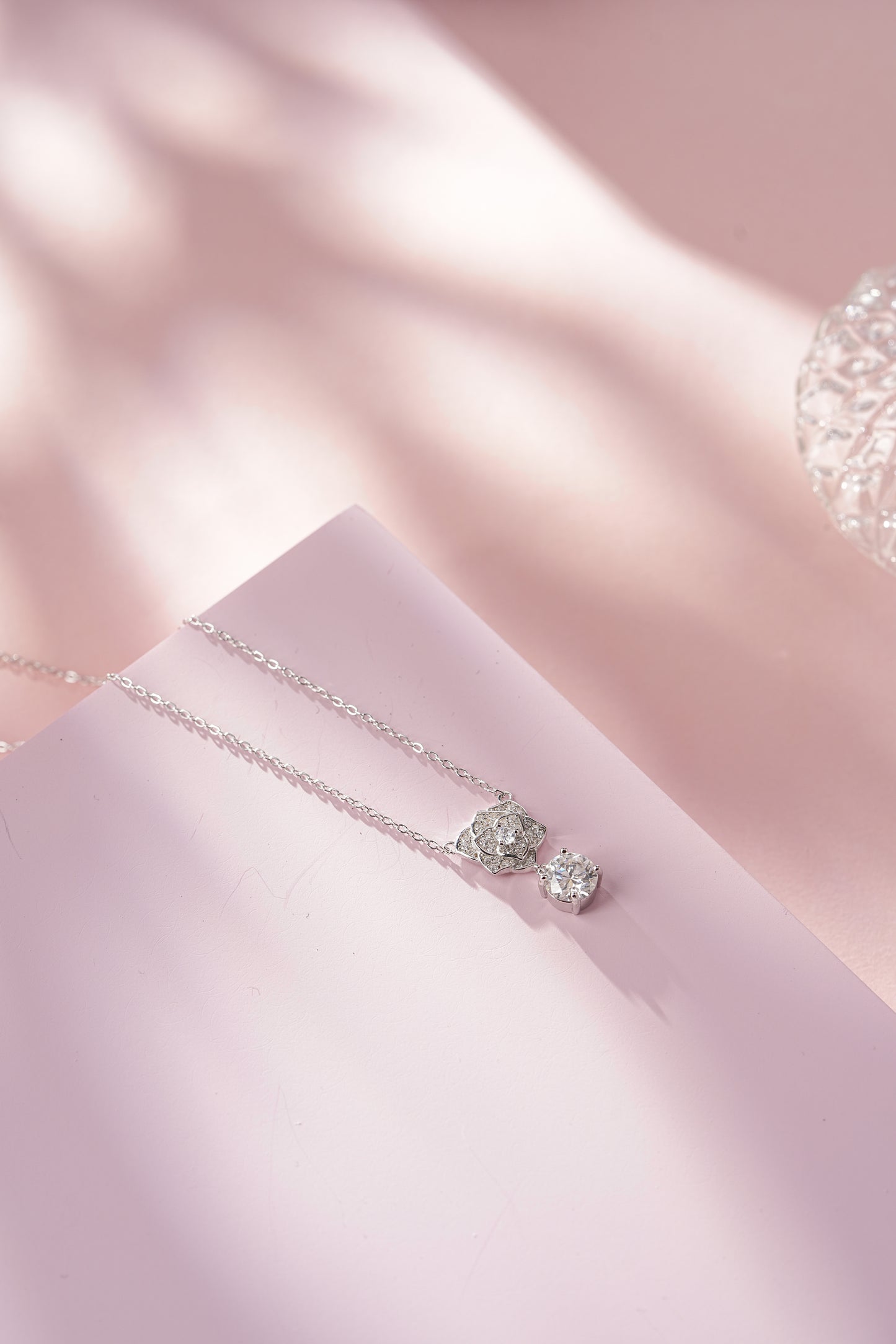 LiVin Gems Blooming Love Necklace