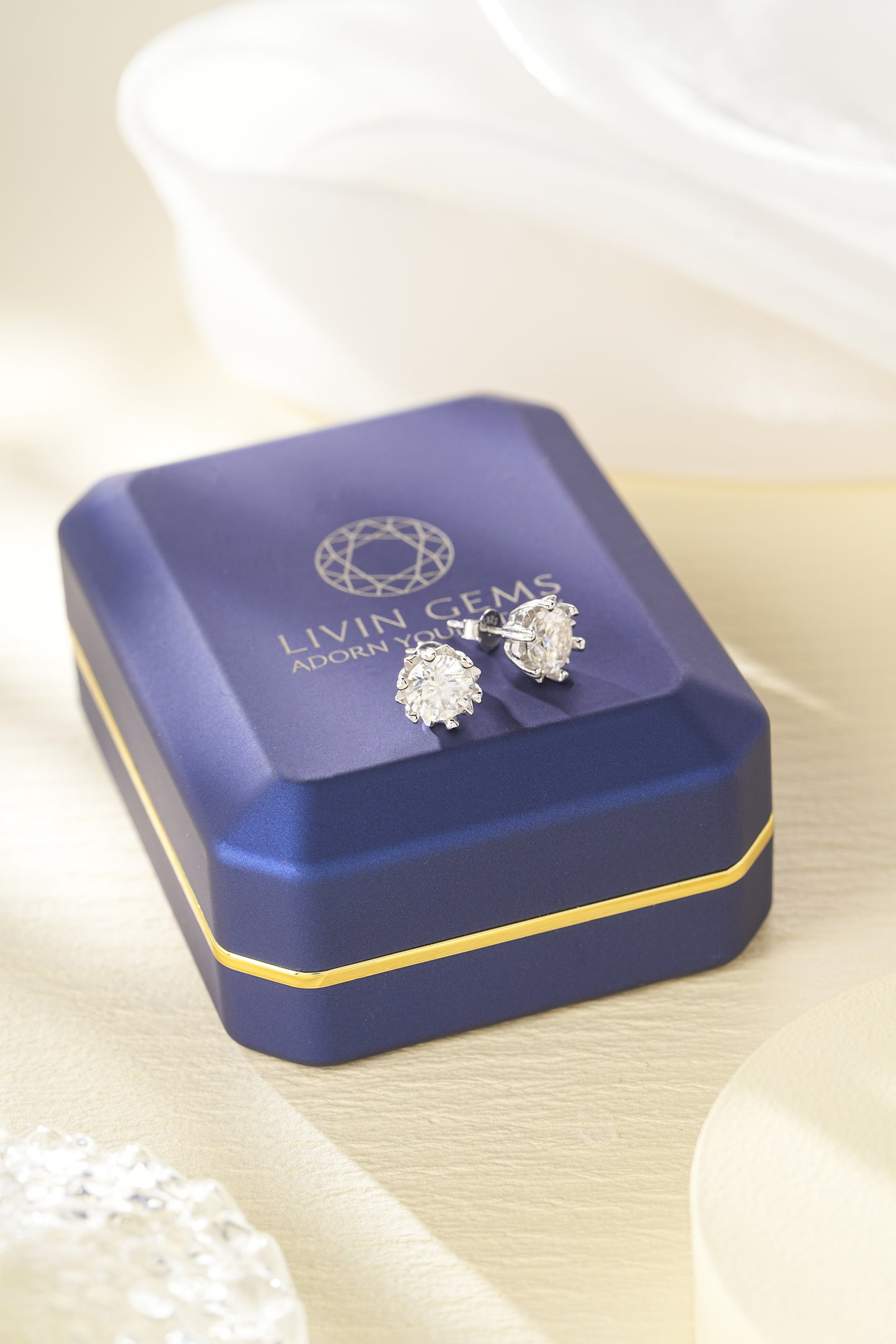LiVin Gems Bloom Earrings
