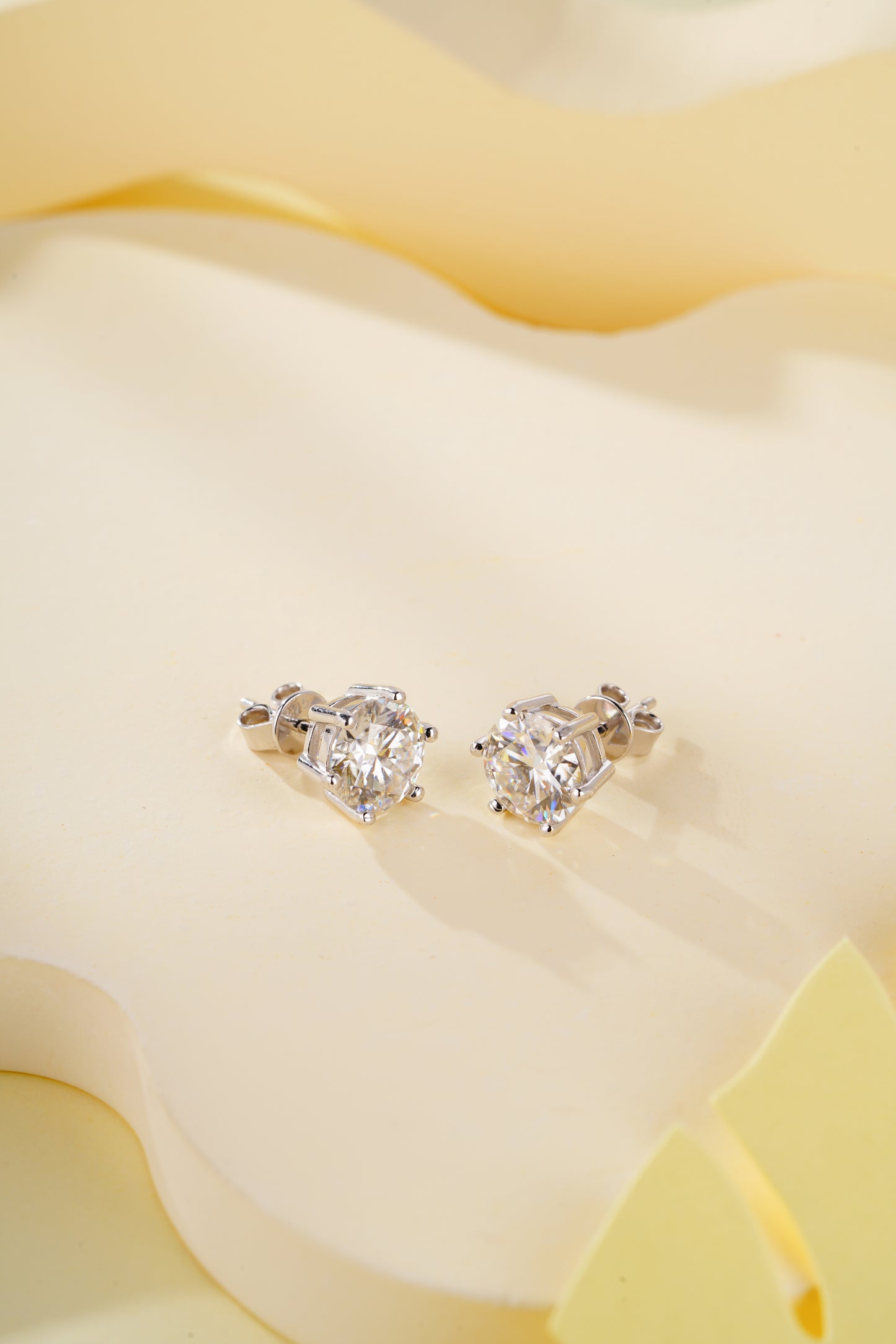 LiVin Gems Grace Earrings