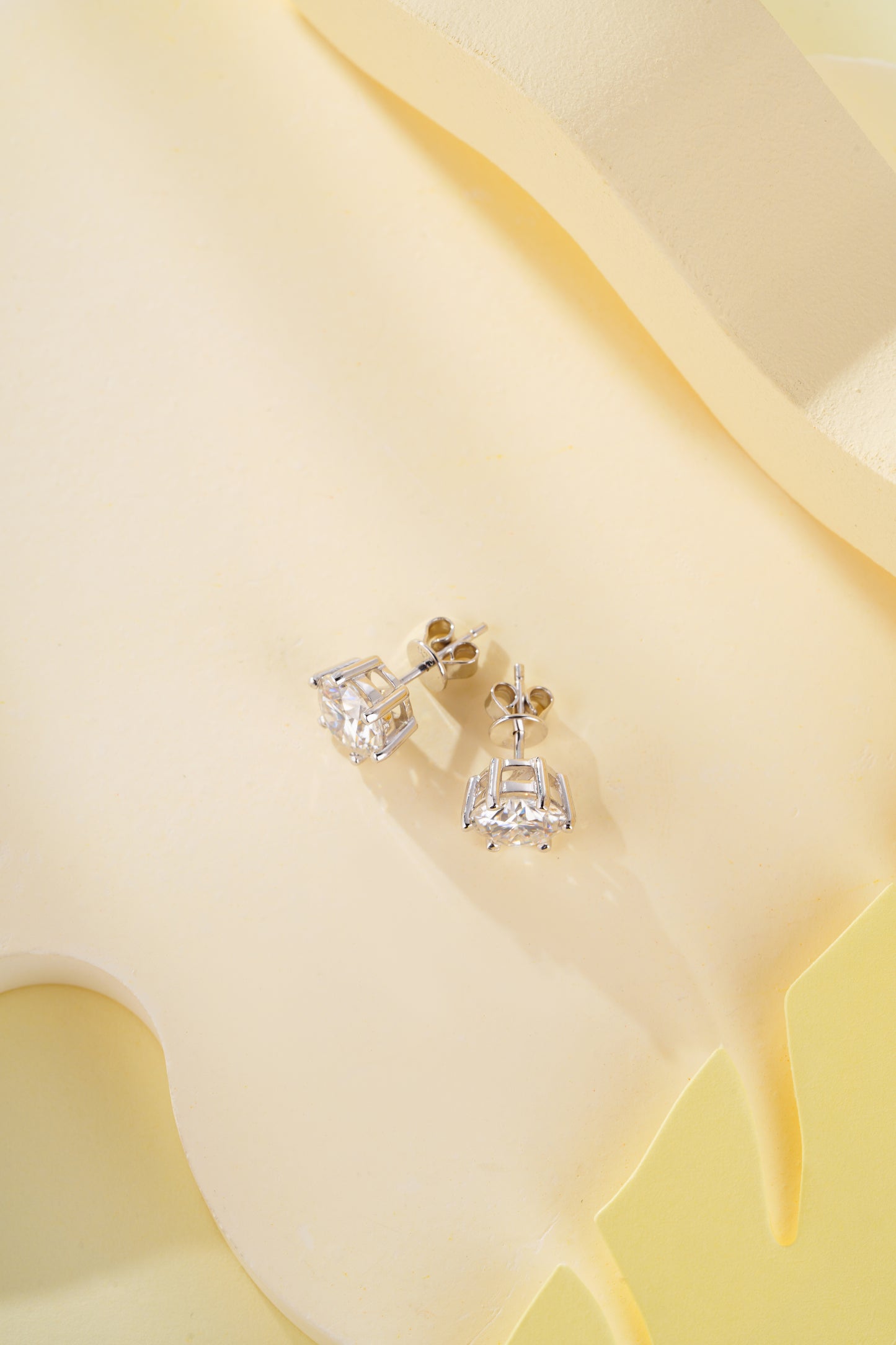 LiVin Gems Grace Earrings