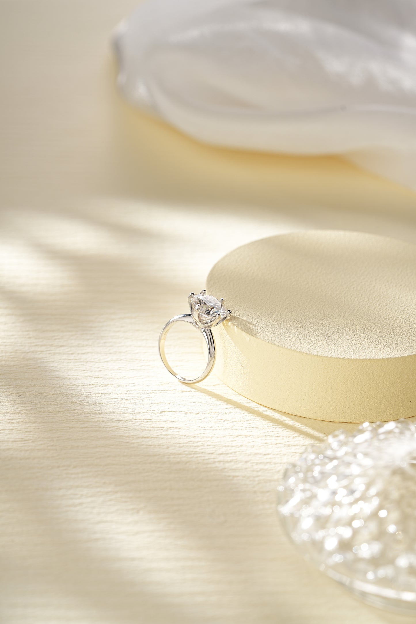 LiVin Gems Solitaire Ring